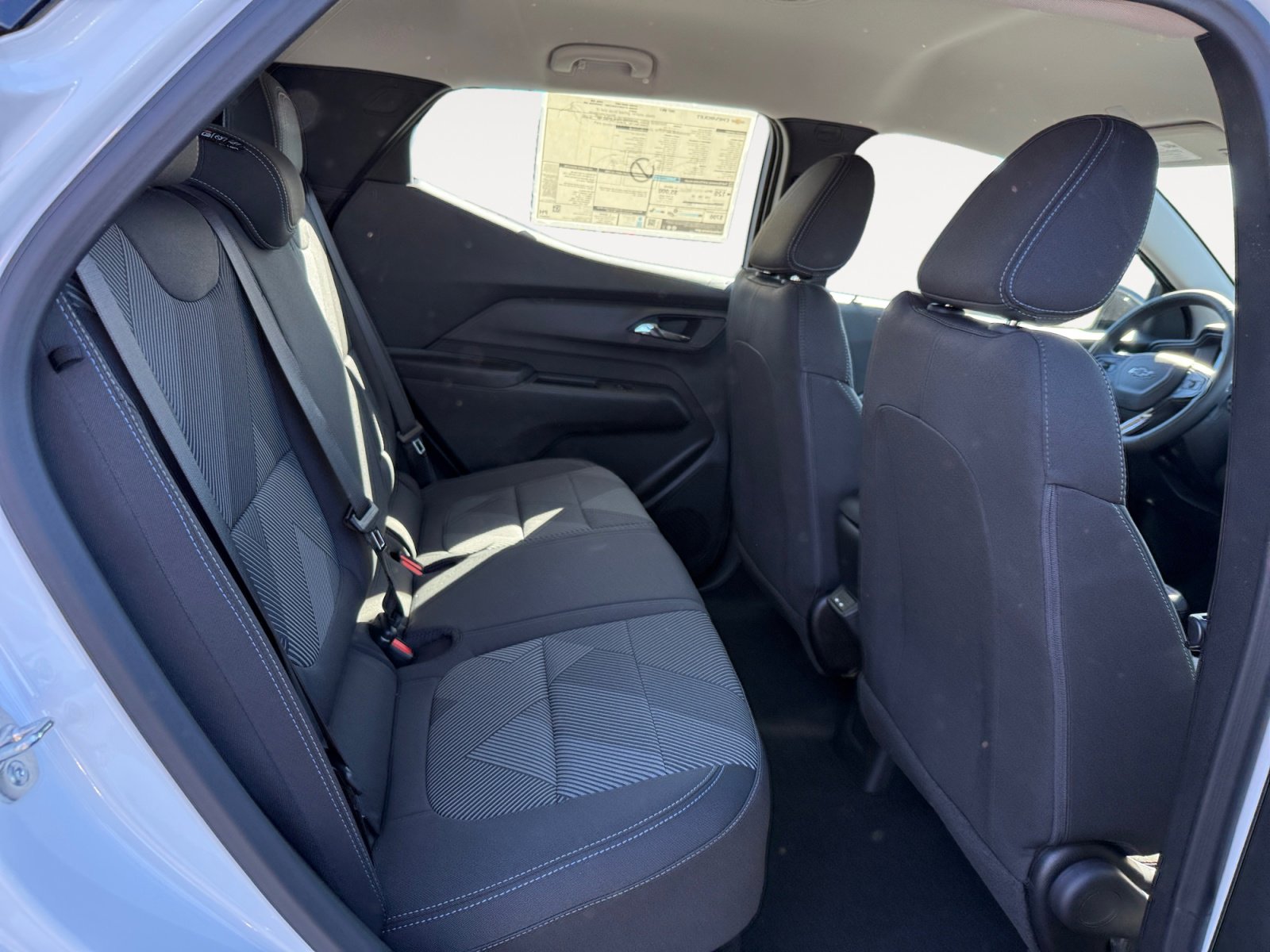 New 2027 Chevrolet Bolt LT w/ Comfort Package image 18