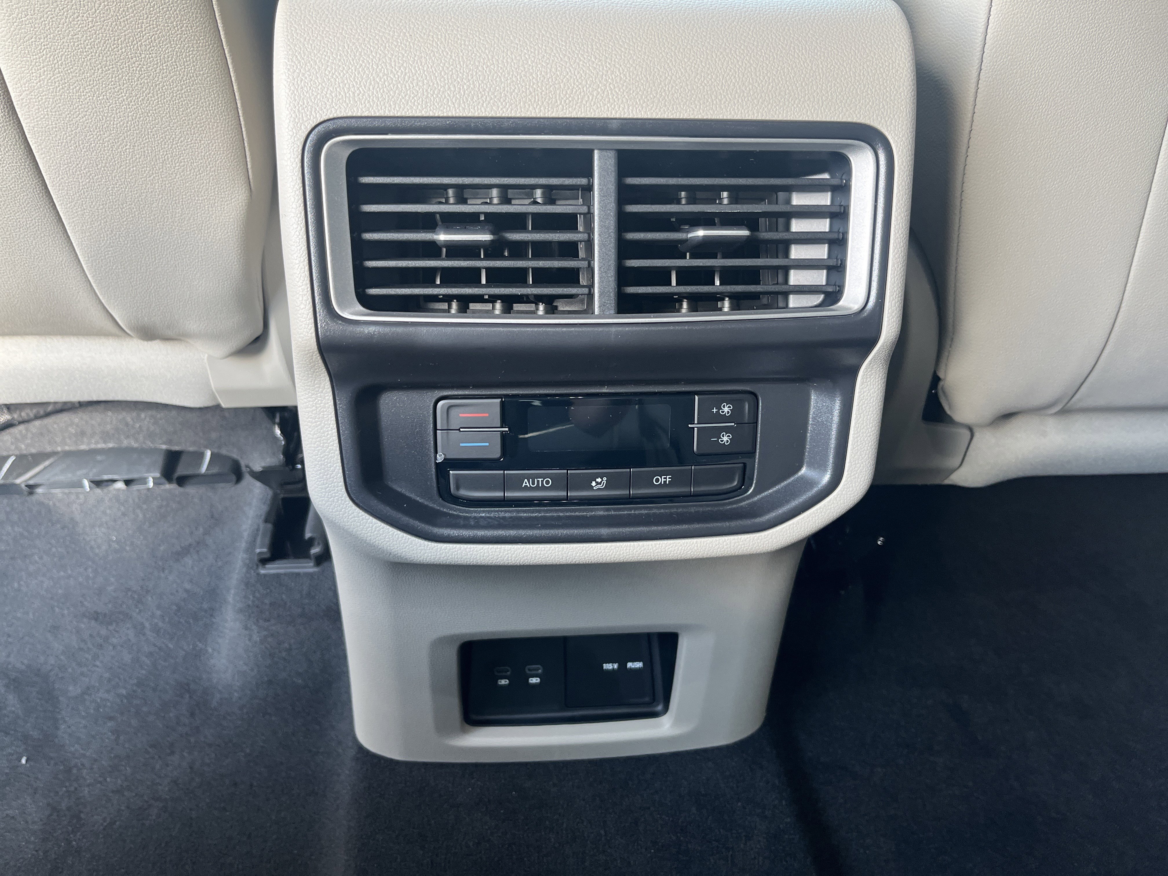 New 2026 Volkswagen Atlas SE image 20