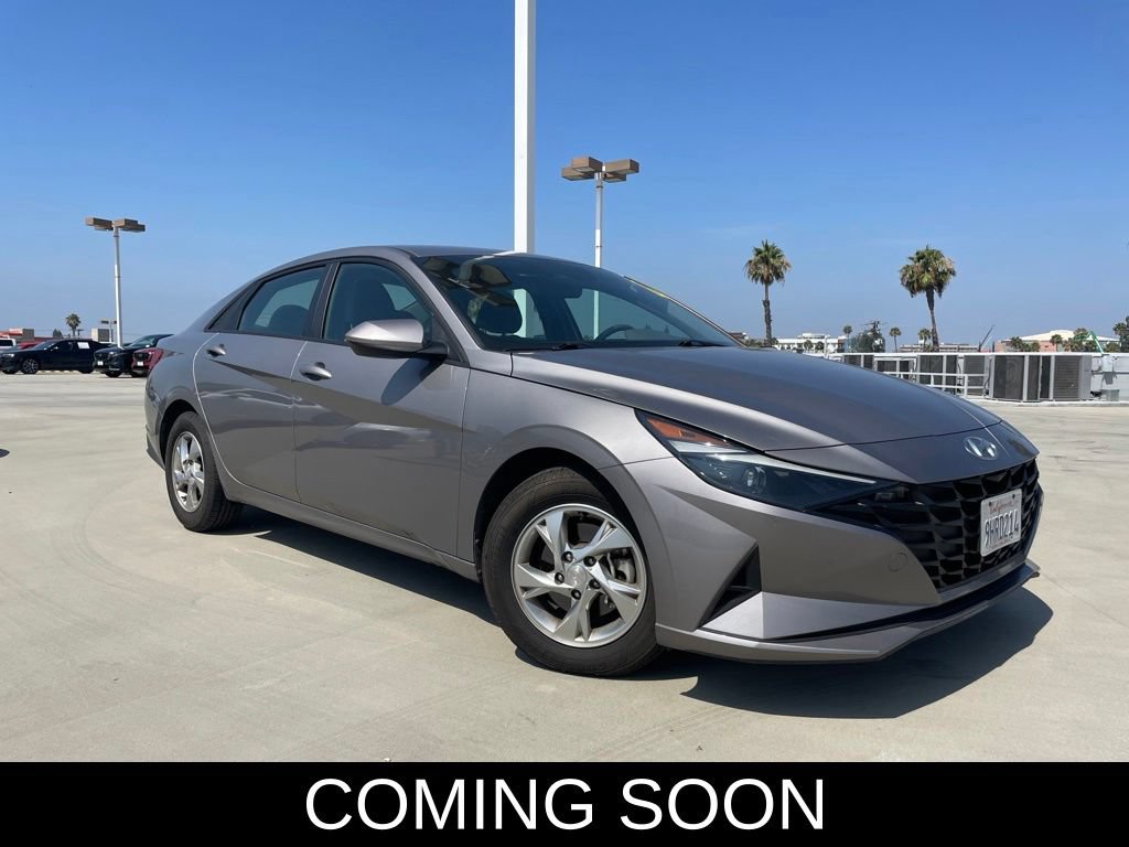 Used 2023 Hyundai Elantra SE w/ Cargo Package FWD image 1