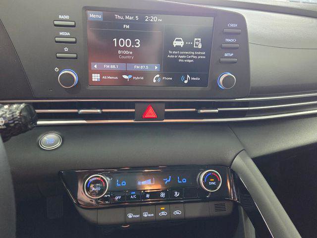 New 2026 Hyundai Elantra Hybrid FWD image 19