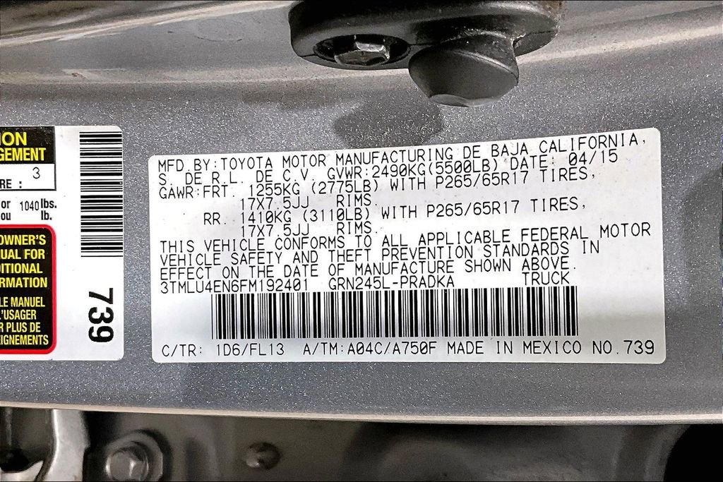 Used 2015 Toyota Tacoma 4x4 Double Cab w/ TRD Sport Package image 28