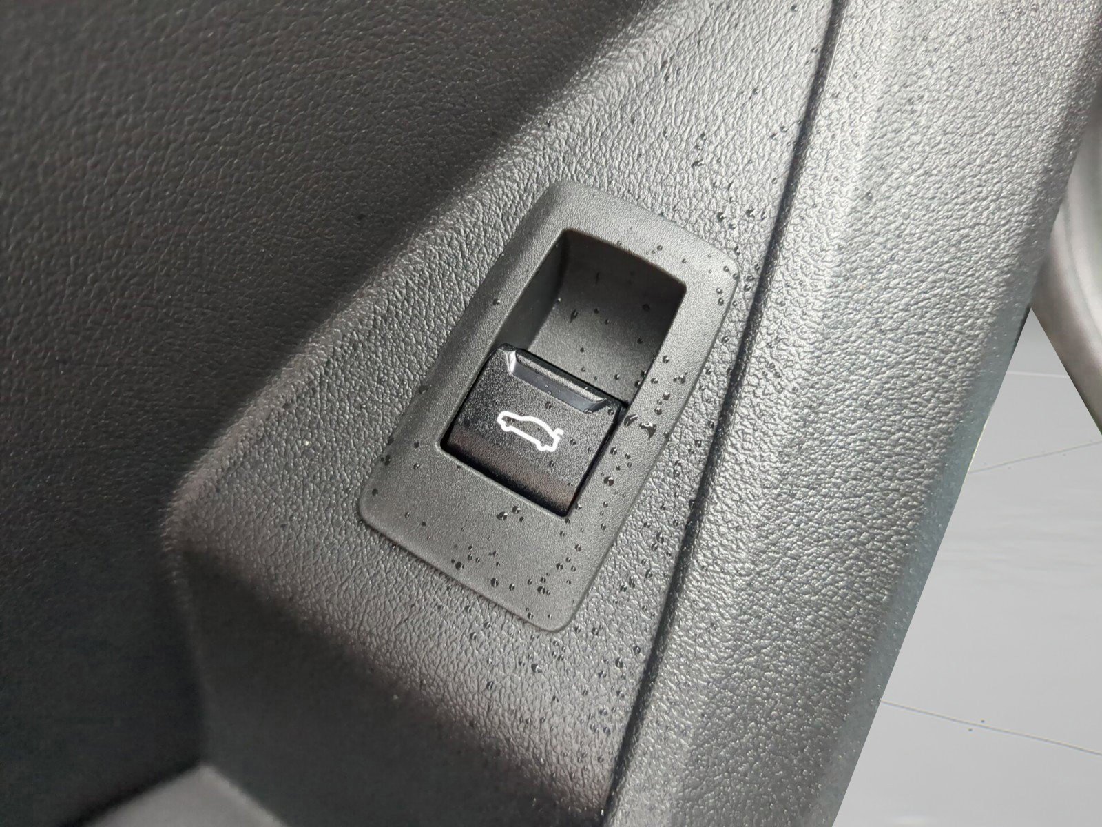 Used 2025 BMW M235i xDrive w/ M Performance Package image 25