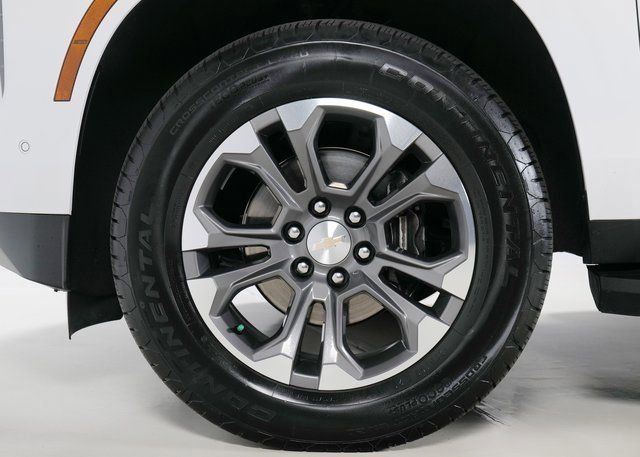 Used 2025 Chevrolet Tahoe LT w/ Comfort Package image 9
