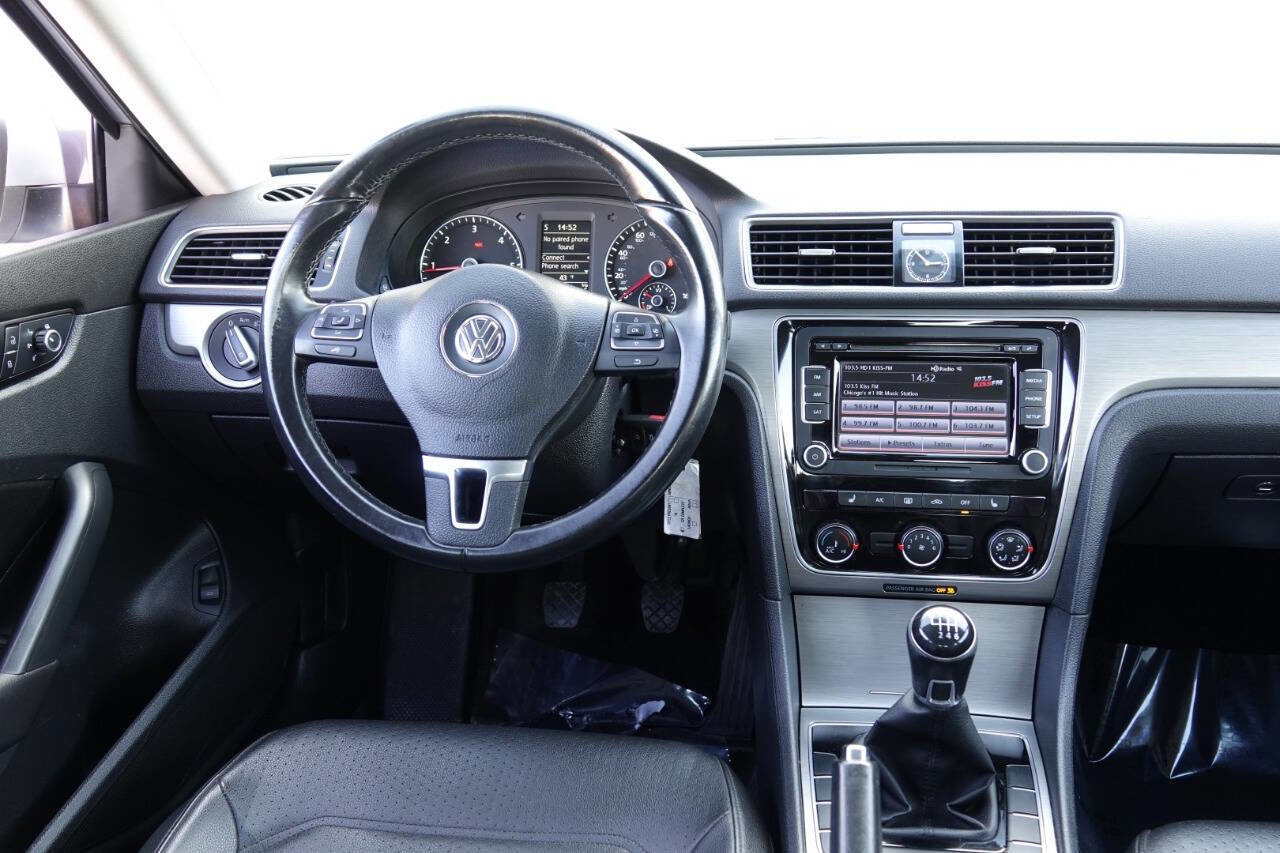 Used 2015 Volkswagen Passat TDI SE FWD image 62