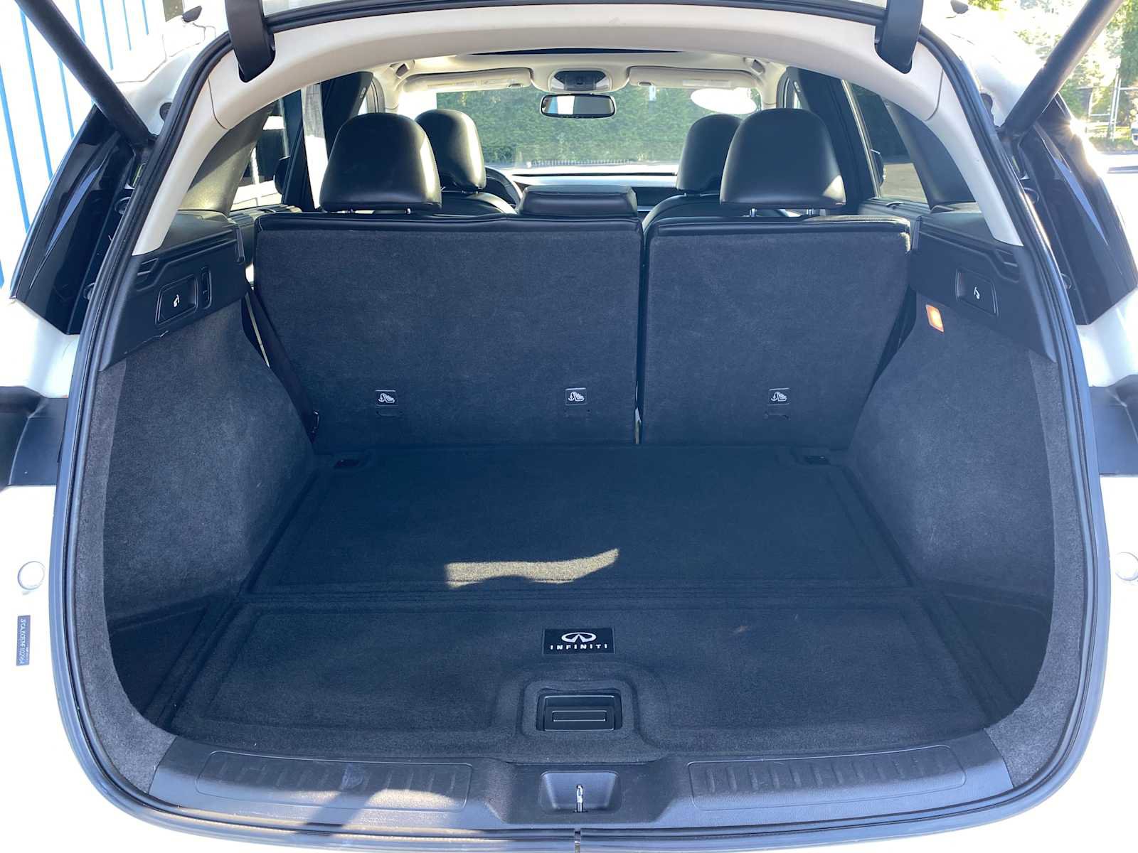 Used 2021 INFINITI QX50 Sensory w/ Cargo Package image 33