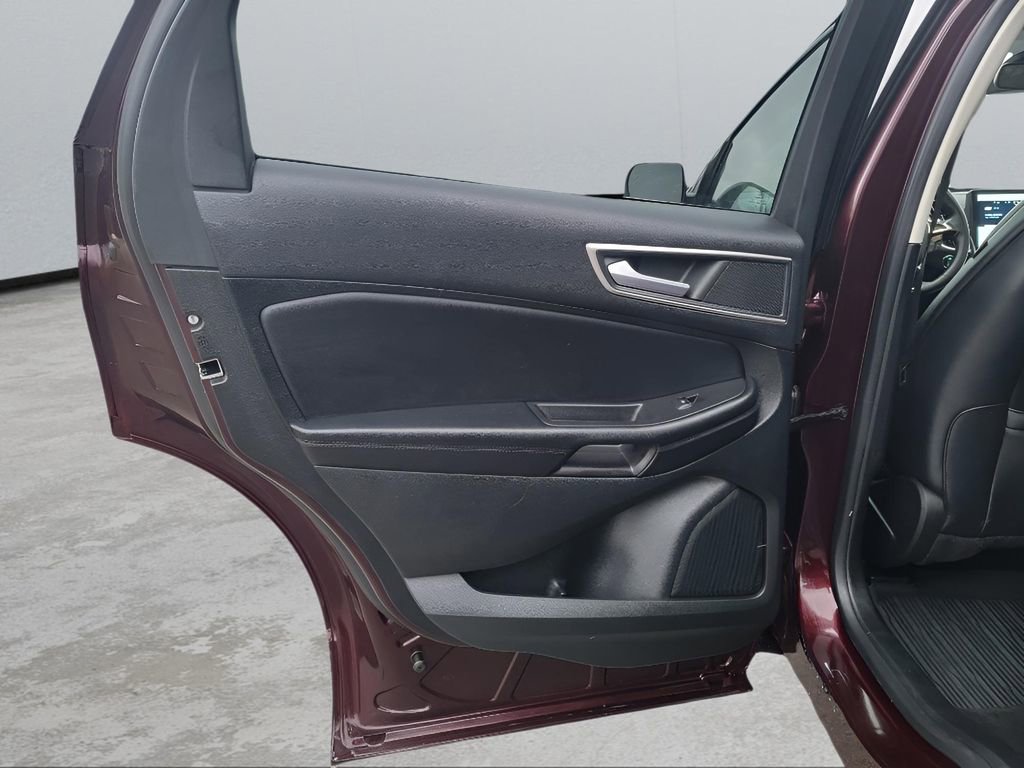 Used 2023 Ford Edge SEL w/ Convenience Package image 26
