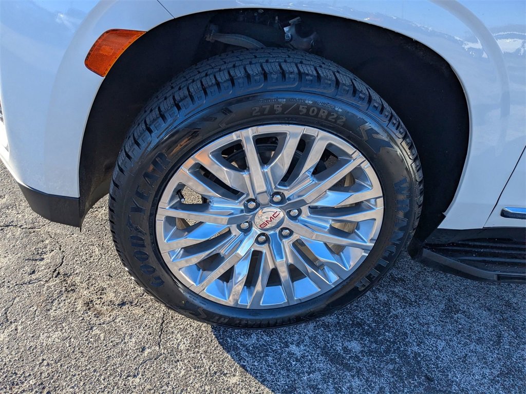 Certified 2023 GMC Yukon SLT w/ SLT Premium Package image 7