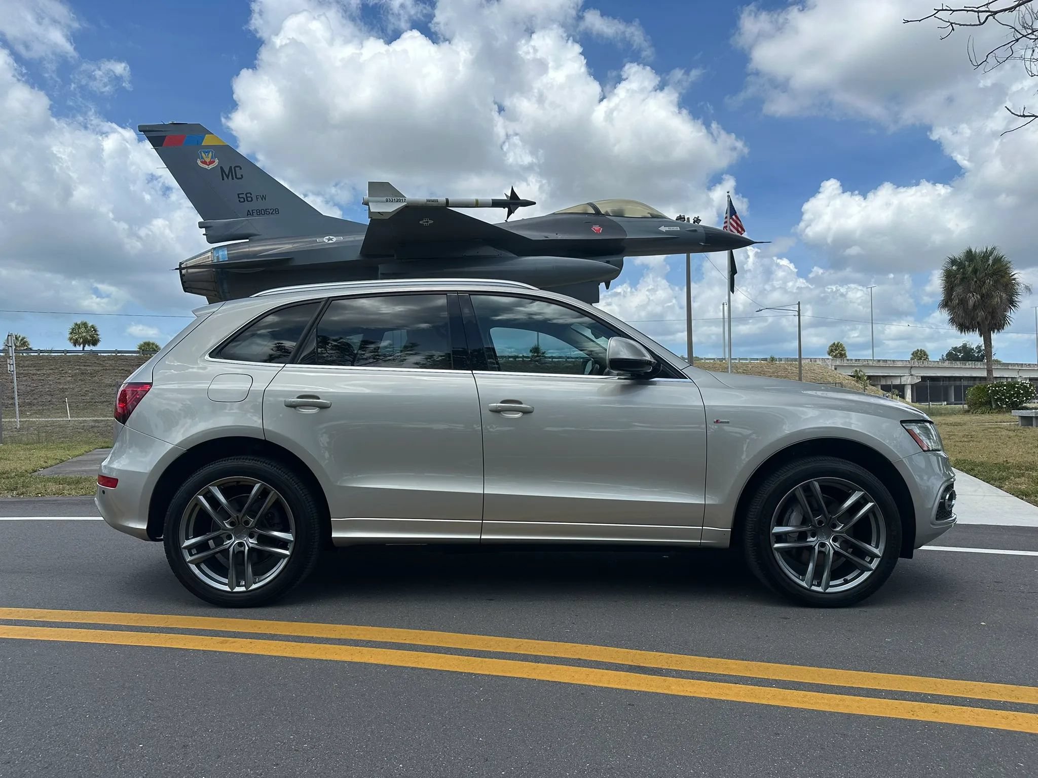 Used 2017 Audi Q5 3.0T Premium Plus w/ Luxury Package AWD/4WD image 1