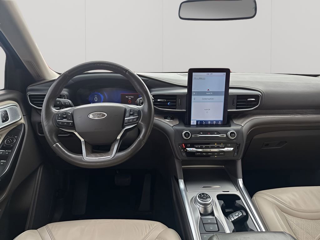Used 2020 Ford Explorer Platinum w/ Premium Technology Package image 23