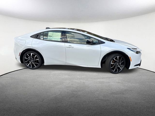 New 2026 Toyota Prius Plug-In Hybrid FWD image 11
