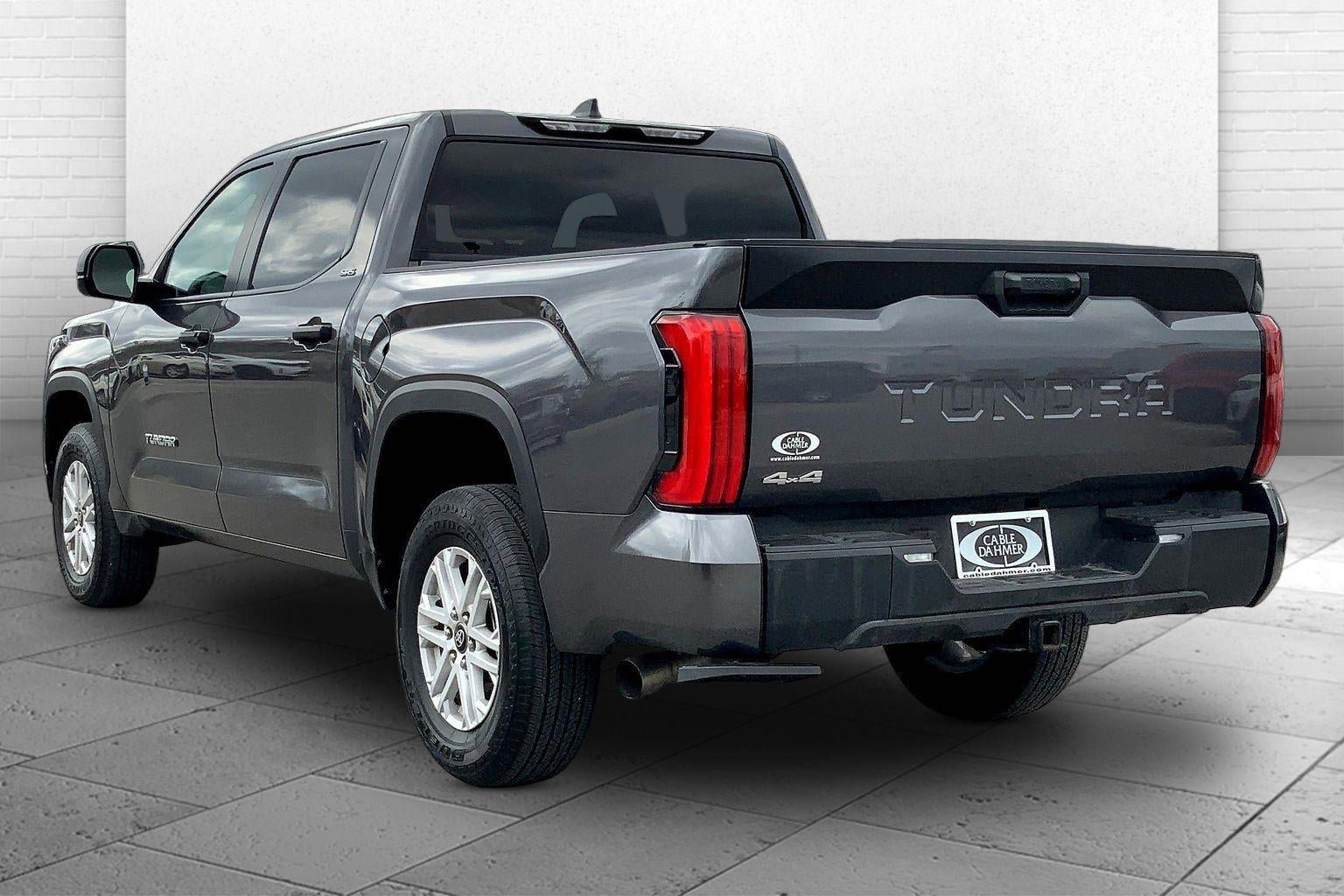 Used 2025 Toyota Tundra SR5 AWD/4WD image 10