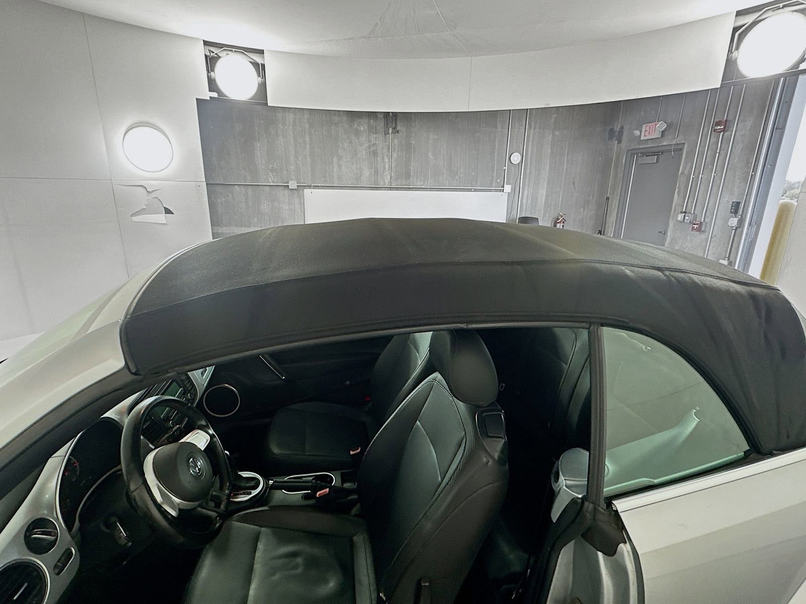 Used 2013 Volkswagen Beetle 2.5 FWD image 19