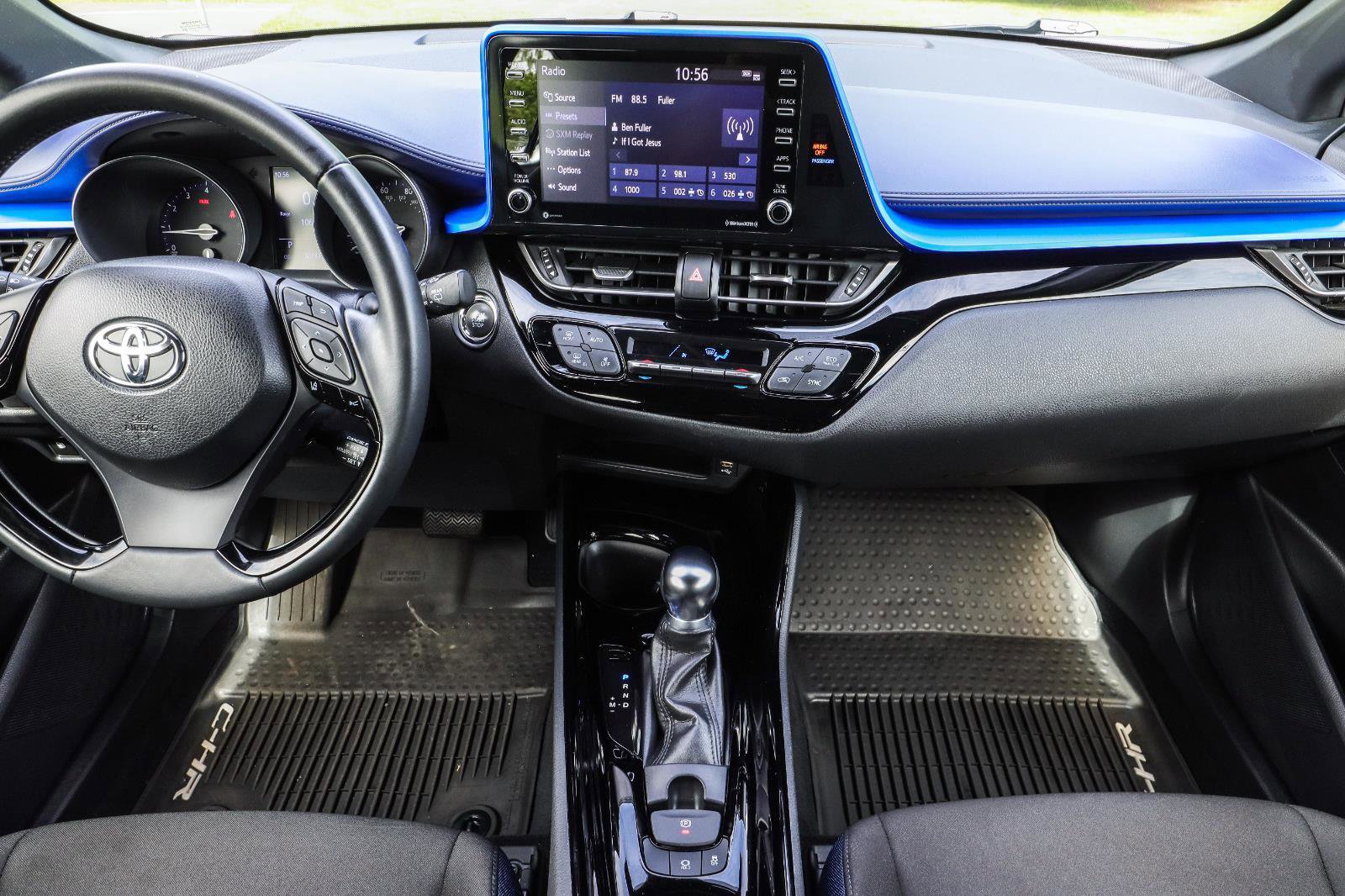 Used 2020 Toyota C-HR XLE FWD image 25