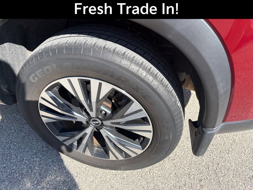 Used 2023 Nissan Rogue SV AWD/4WD image 7
