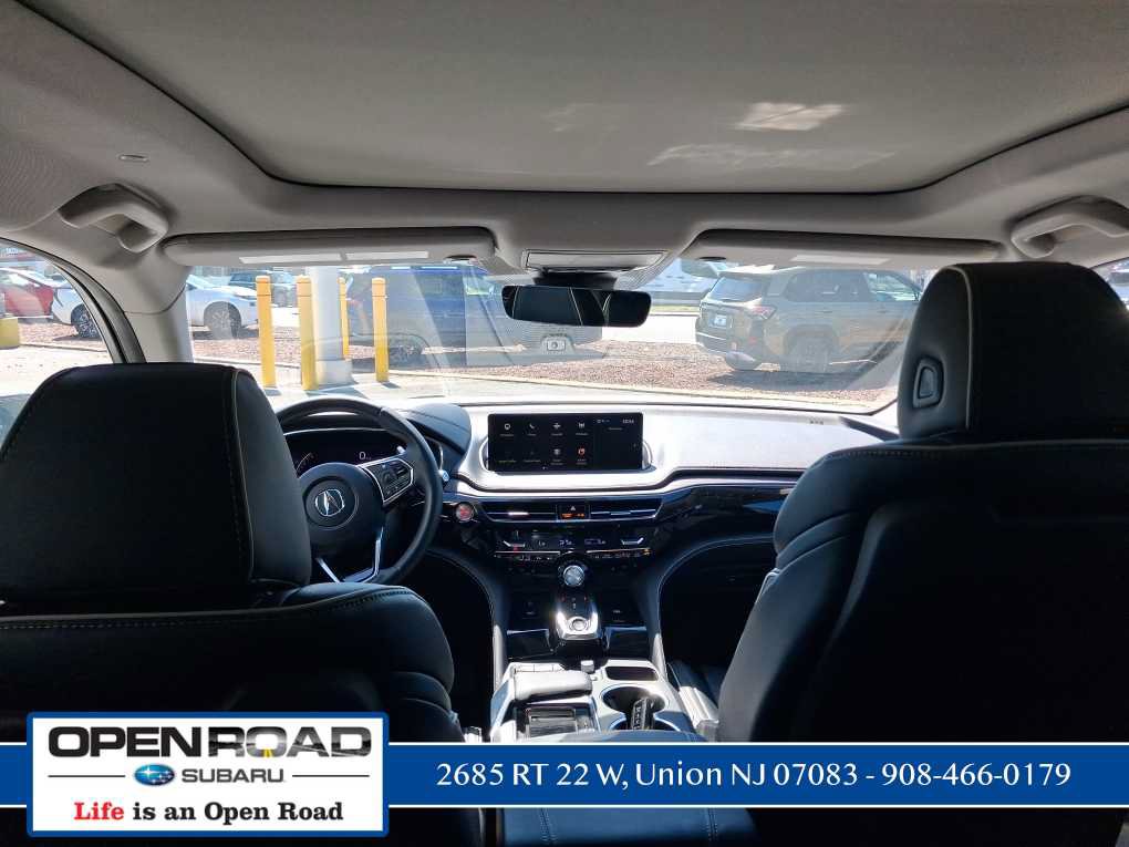 Used 2024 Acura MDX SH-AWD w/ Advance Package image 14