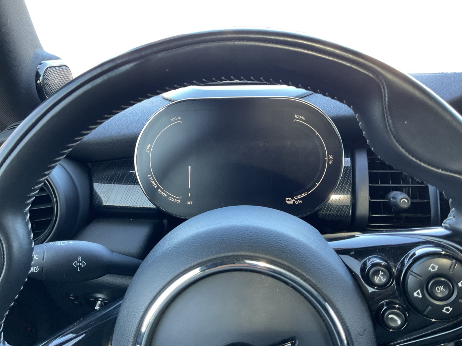 Used 2021 MINI Cooper SE w/ 8.8" Touchscreen Nav Package FWD image 12
