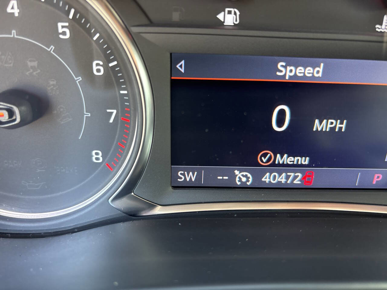 Used 2023 GMC Acadia SLT w/ Preferred Package FWD image 15