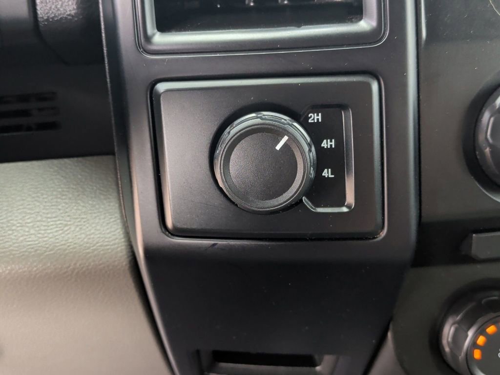 Used 2015 Ford F150 XL w/ Equipment Group 101A Mid image 27