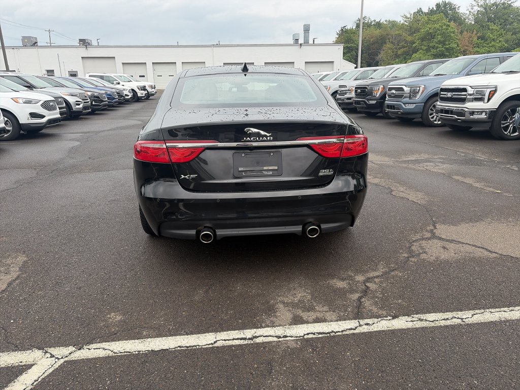 Used 2017 Jaguar XF Prestige AWD/4WD image 4