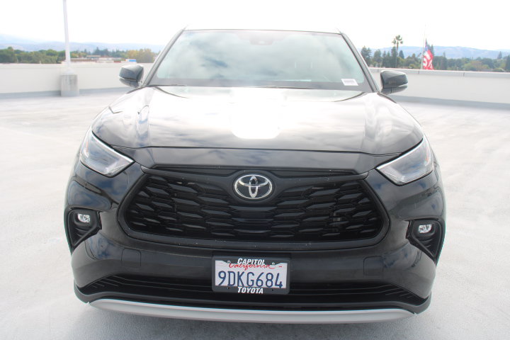Used 2022 Toyota Highlander LE AWD/4WD image 7