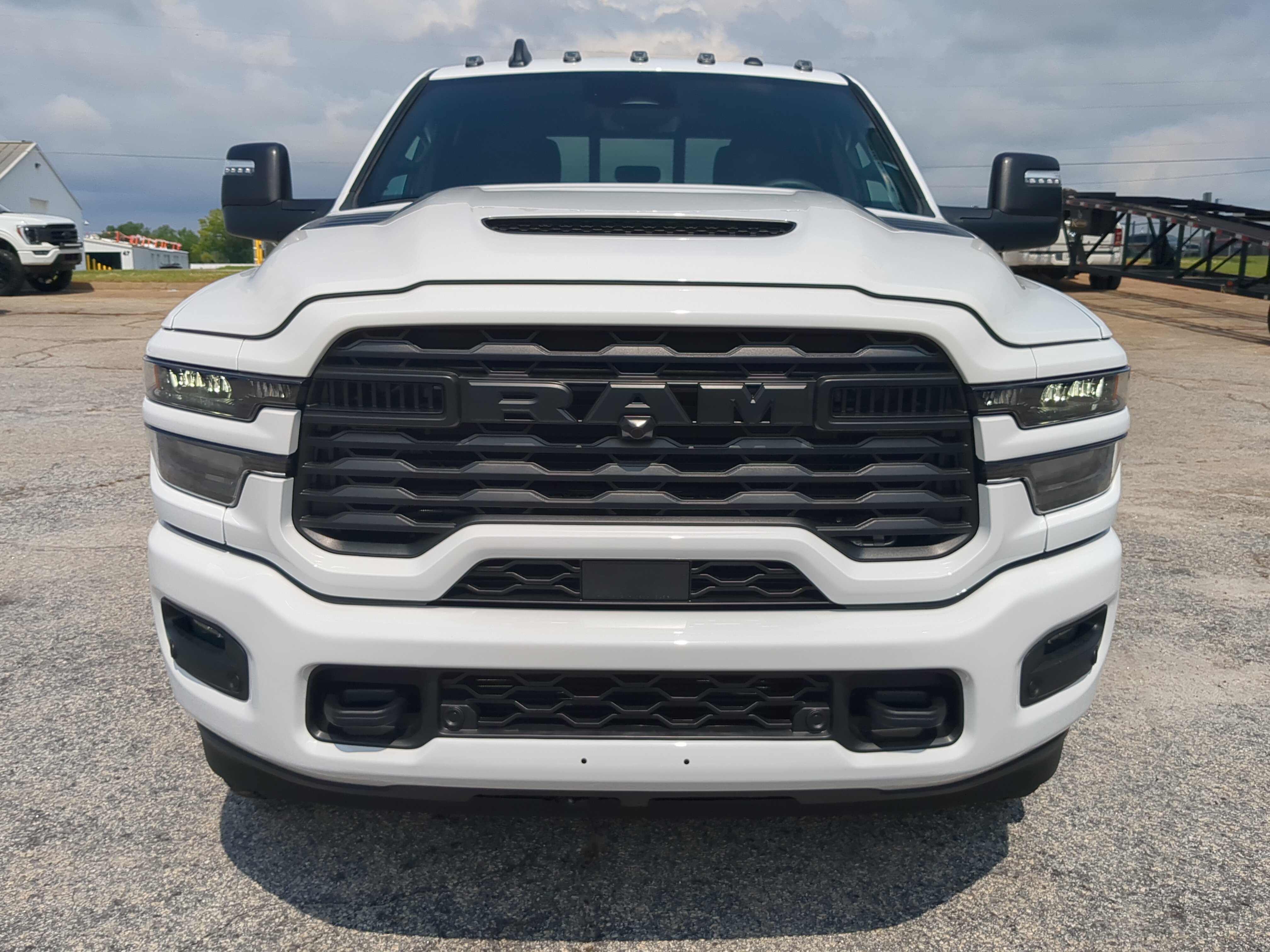 New 2026 RAM 2500 Tradesman AWD/4WD image 8