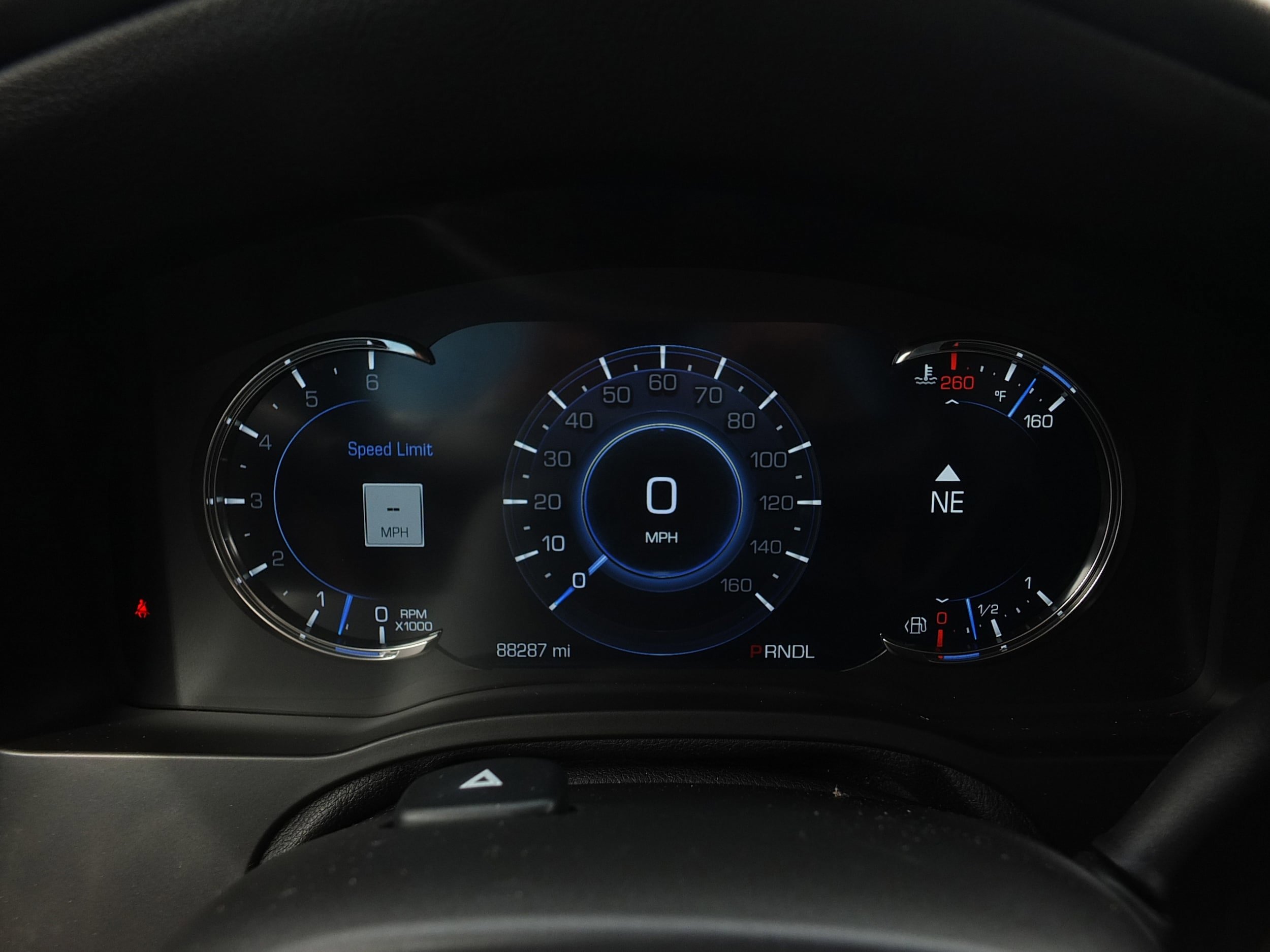 Used 2020 Cadillac Escalade ESV Luxury AWD/4WD image 24