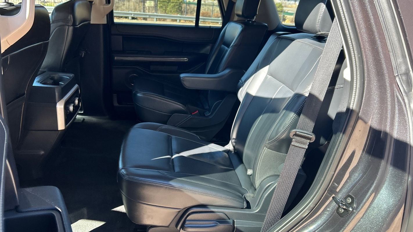 Used 2023 Ford Expedition XLT AWD/4WD image 10