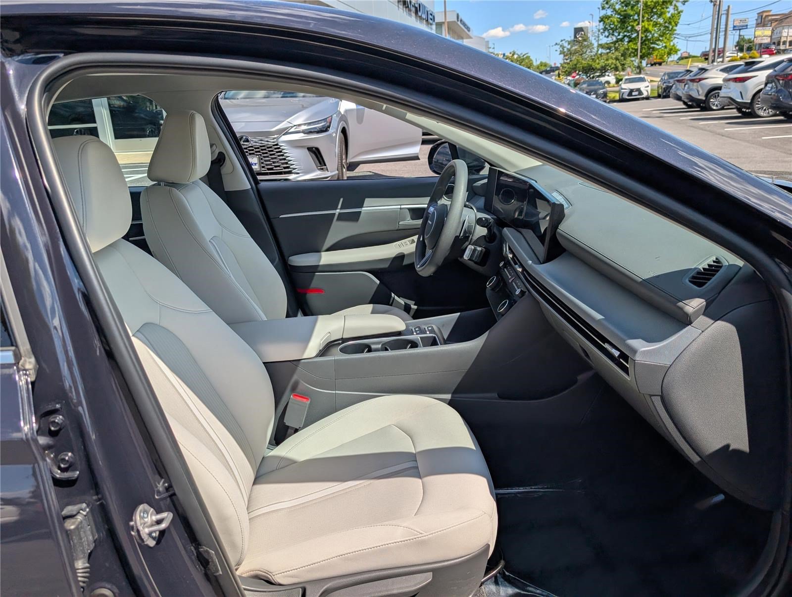 Used 2024 Hyundai Sonata SEL AWD/4WD image 10