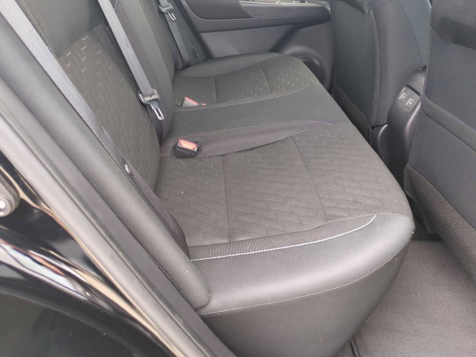 Used 2024 Nissan Kicks SV FWD image 25