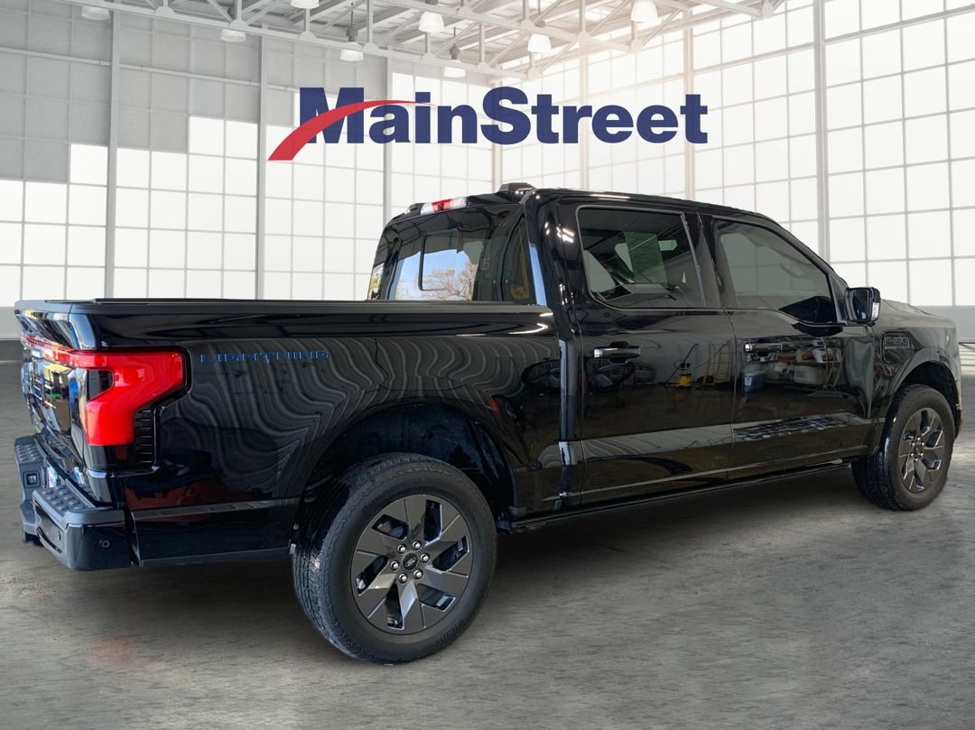 Used 2023 Ford F150 Lightning Lariat w/ Equipment Group 511A High AWD/4WD image 5