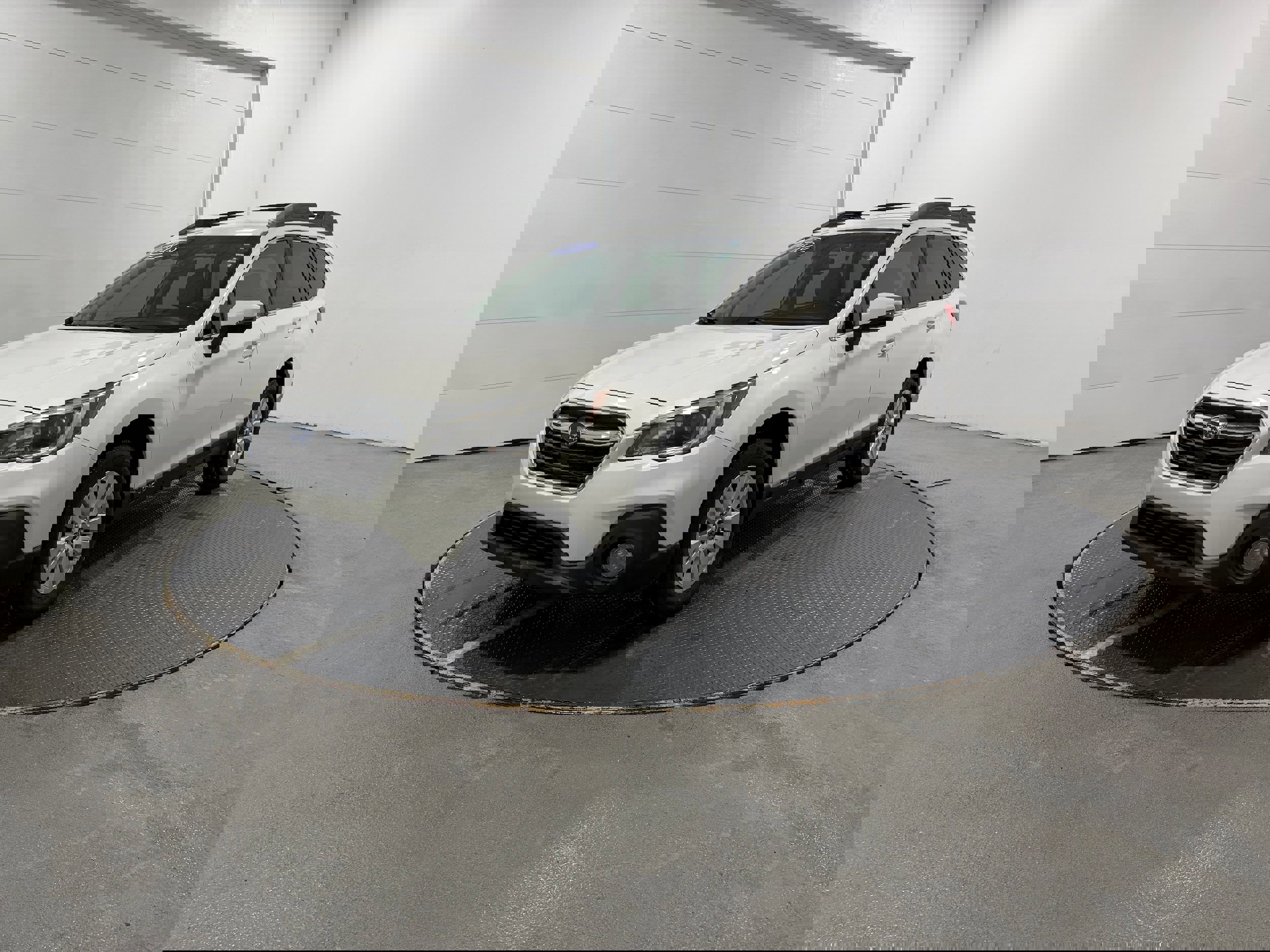 Used 2018 Subaru Outback 2.5i Premium image 19