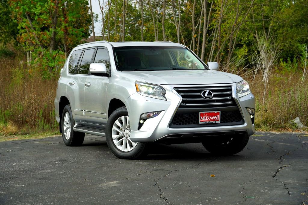 Used 2017 Lexus GX 460 image 1