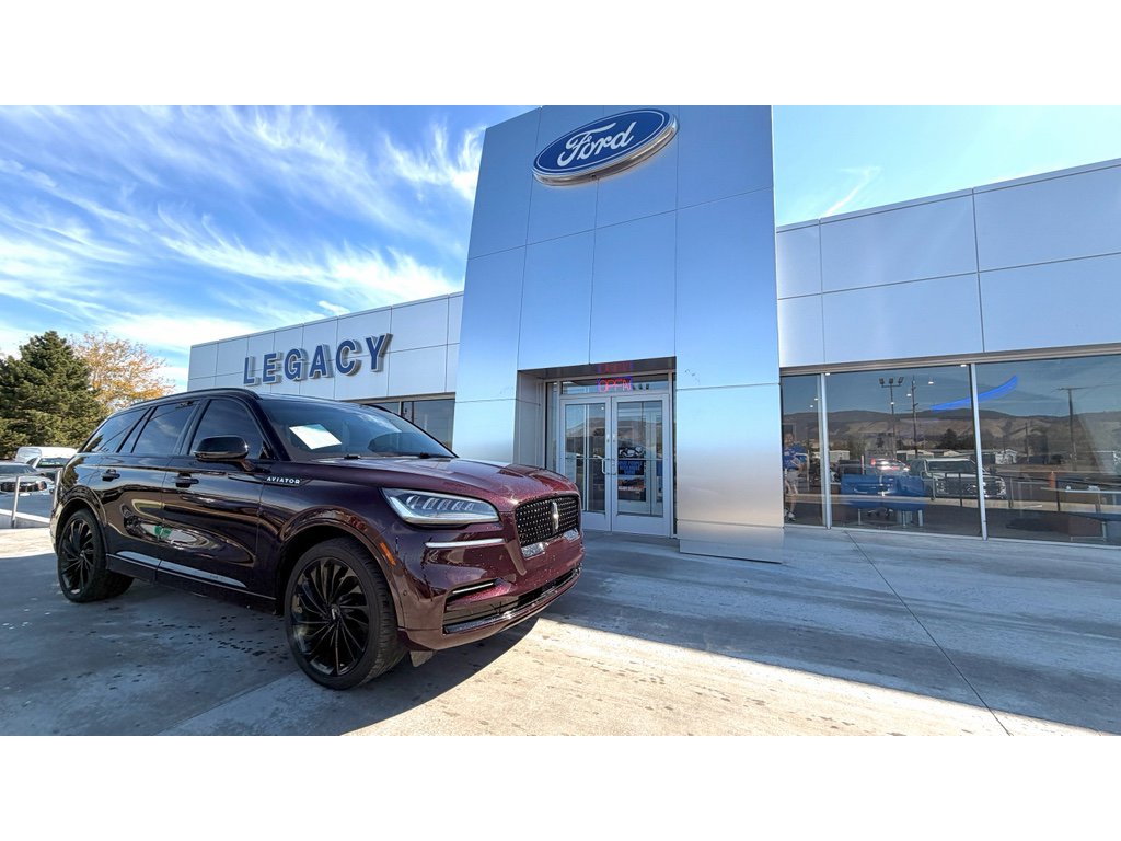 Used 2023 Lincoln Aviator Reserve w/ Equipment Group 201A image 1