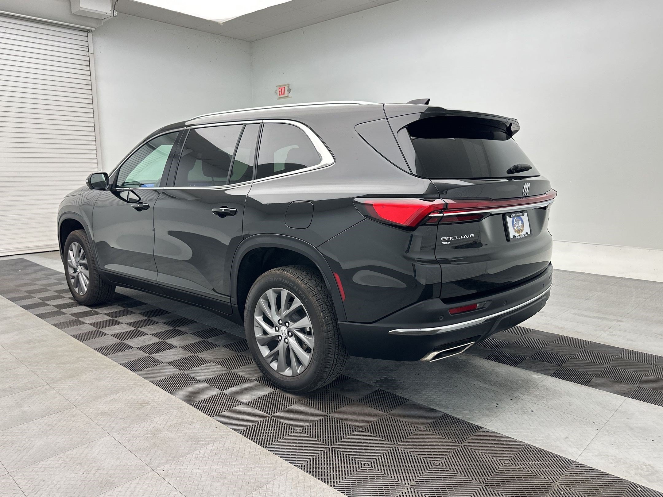 Certified 2026 Buick Enclave Preferred AWD/4WD image 3