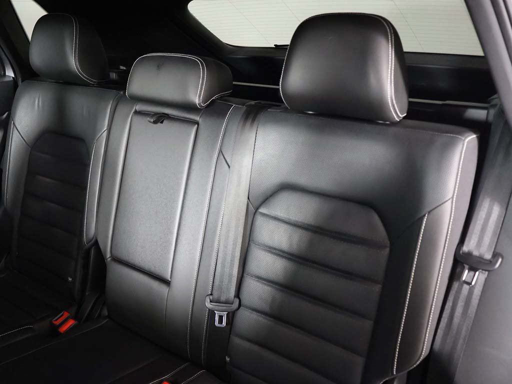 Used 2023 Volkswagen Atlas Cross Sport SEL Premium R-Line AWD/4WD image 36