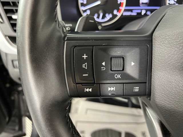 Certified 2025 Nissan Rogue SV FWD image 23