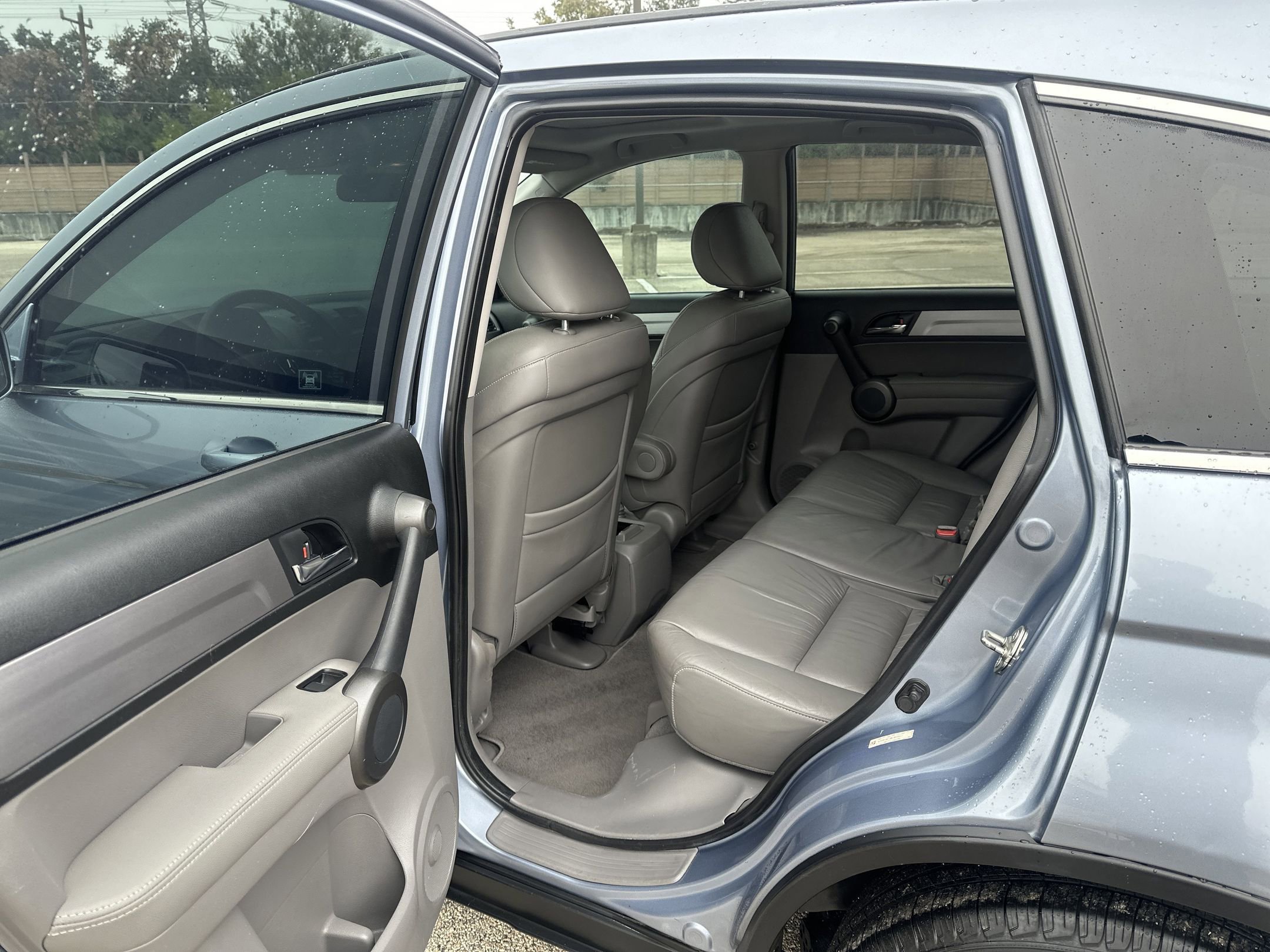 Used 2011 Honda CR-V EX-L image 10