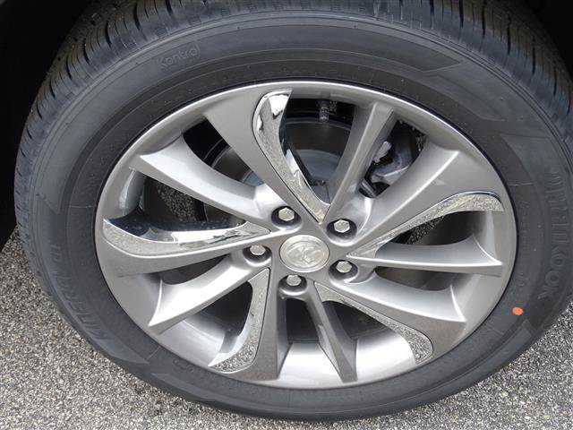 Used 2023 Buick Encore GX Essence w/ Experience Buick Package image 3