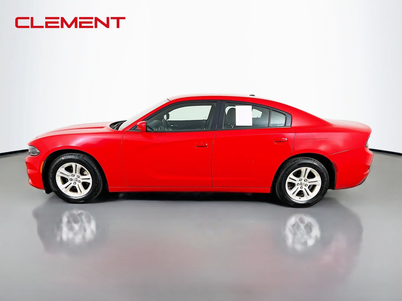 Used 2022 Dodge Charger SXT RWD image 5
