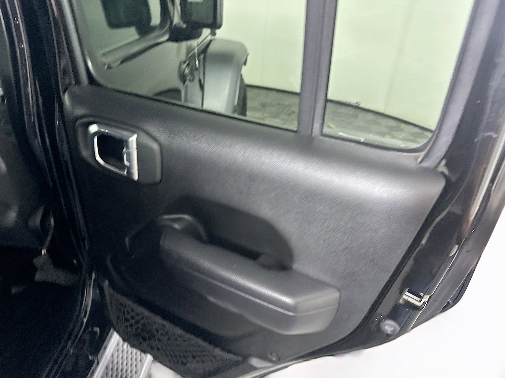 Used 2023 Jeep Wrangler Unlimited w/ Convenience Group image 29