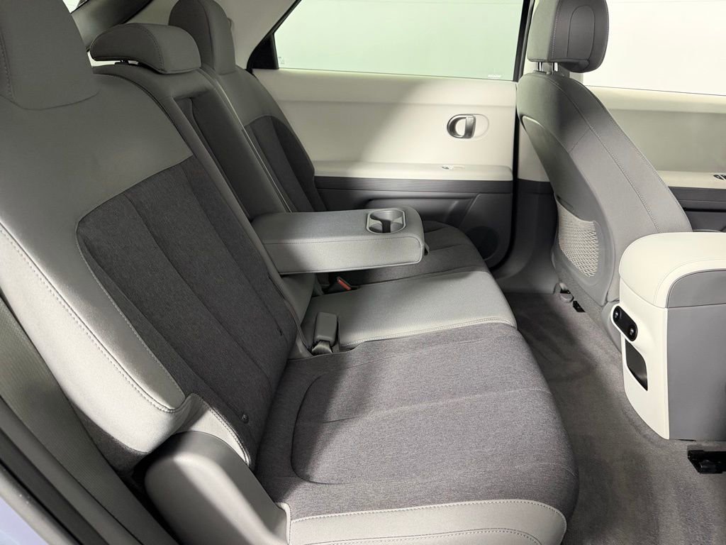Used 2026 Hyundai Ioniq 5 SE image 28
