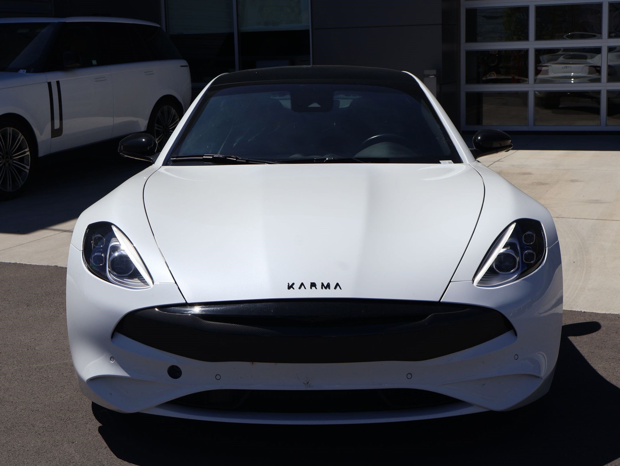 Used 2025 Karma Revero Luxury RWD image 2