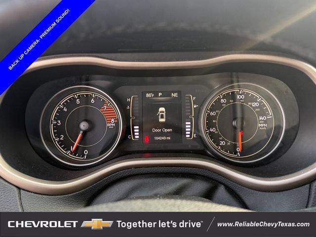 Used 2017 Jeep Cherokee Latitude w/ Safety/Convenience Group AWD/4WD image 16