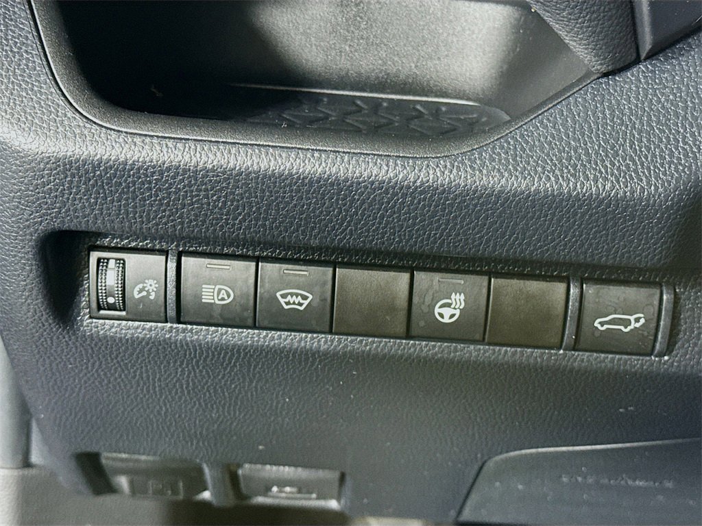Certified 2023 Toyota RAV4 XLE Premium image 20