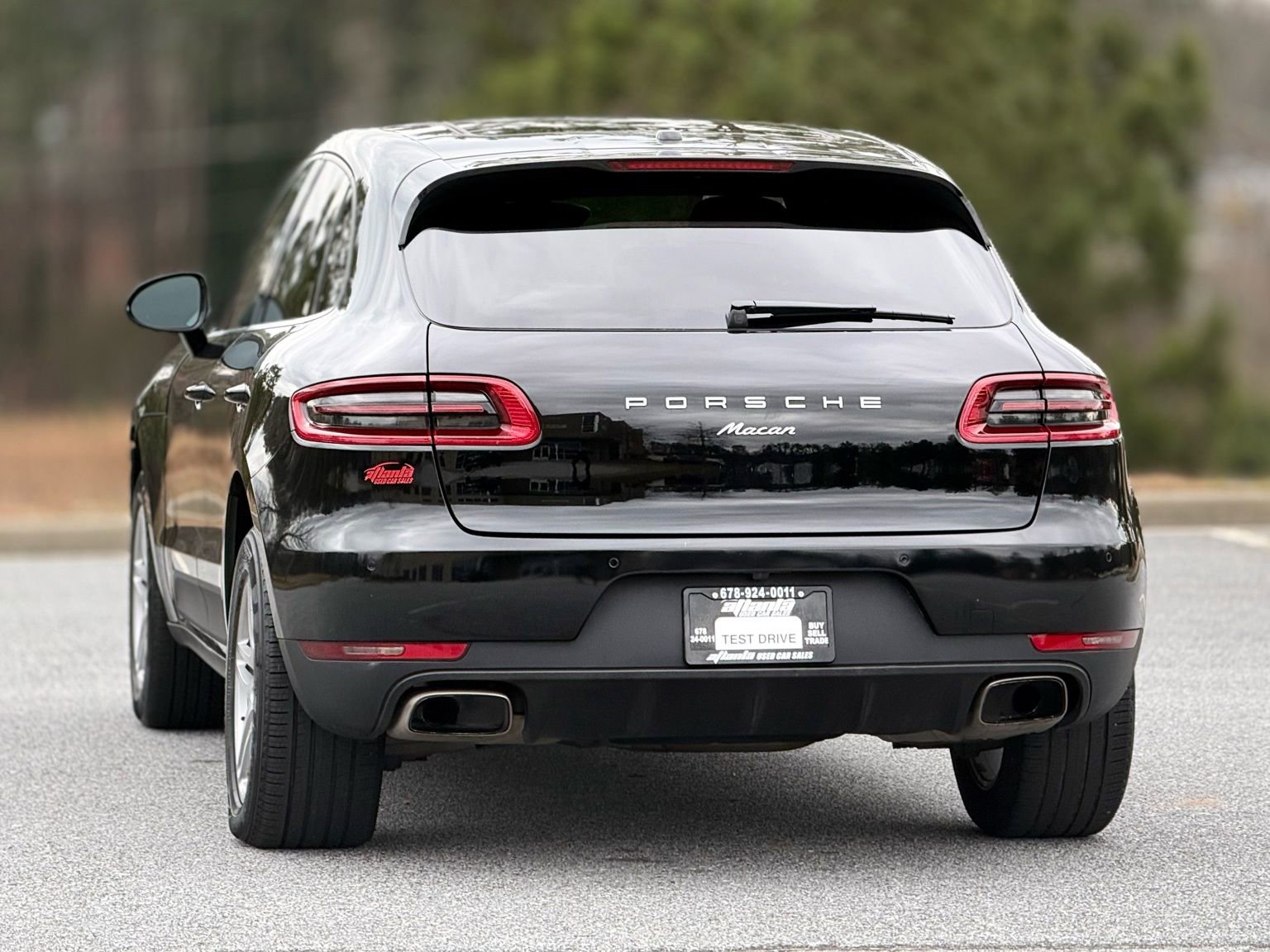 Used 2018 Porsche Macan Sport Edition image 4