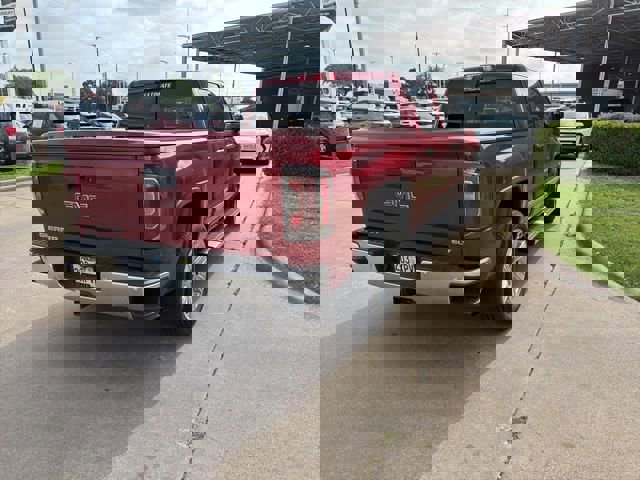 Used 2018 GMC Sierra 1500 SLT AWD/4WD image 4