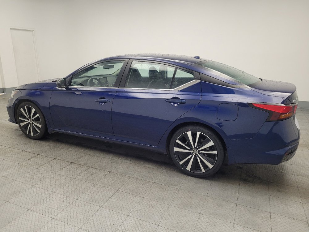 Used 2021 Nissan Altima 2.5 SR FWD image 3