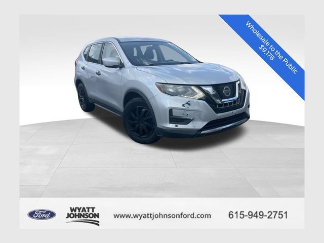 Used 2017 Nissan Rogue S FWD image 1