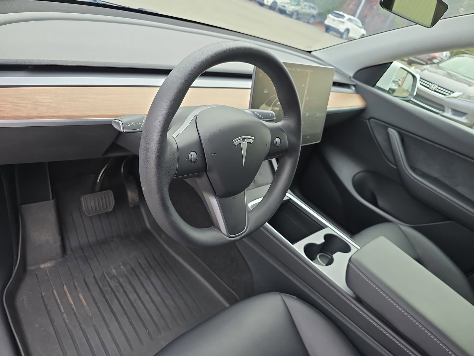 Used 2021 Tesla Model Y Long Range image 20