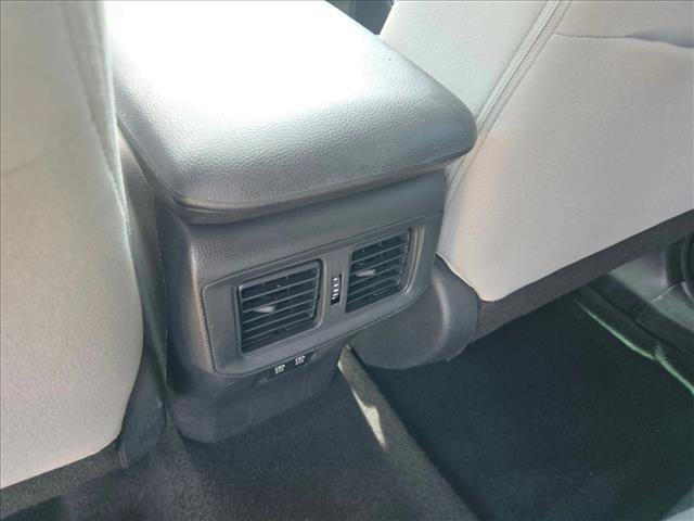 Used 2019 Toyota RAV4 XLE FWD image 18